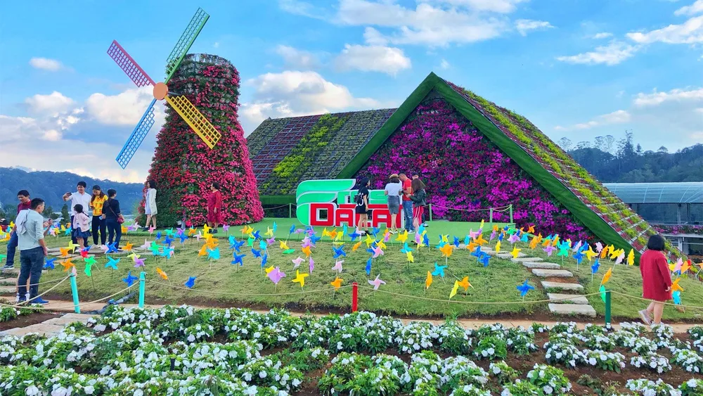 Southern Vietnam Revealed