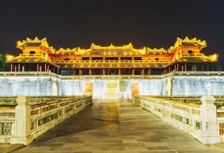 Group Tour: Ancient Hue
